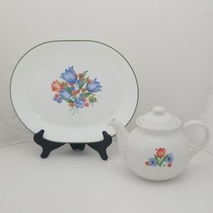 Corning Corelle Fresh Cut Tulips Platter & Teapot